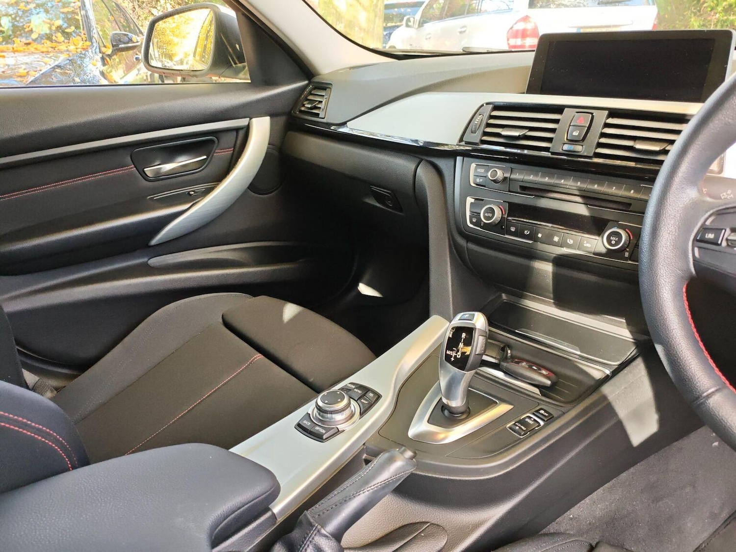 Used BMW 3 Series 2012 for sale - 76638027: Photo 10