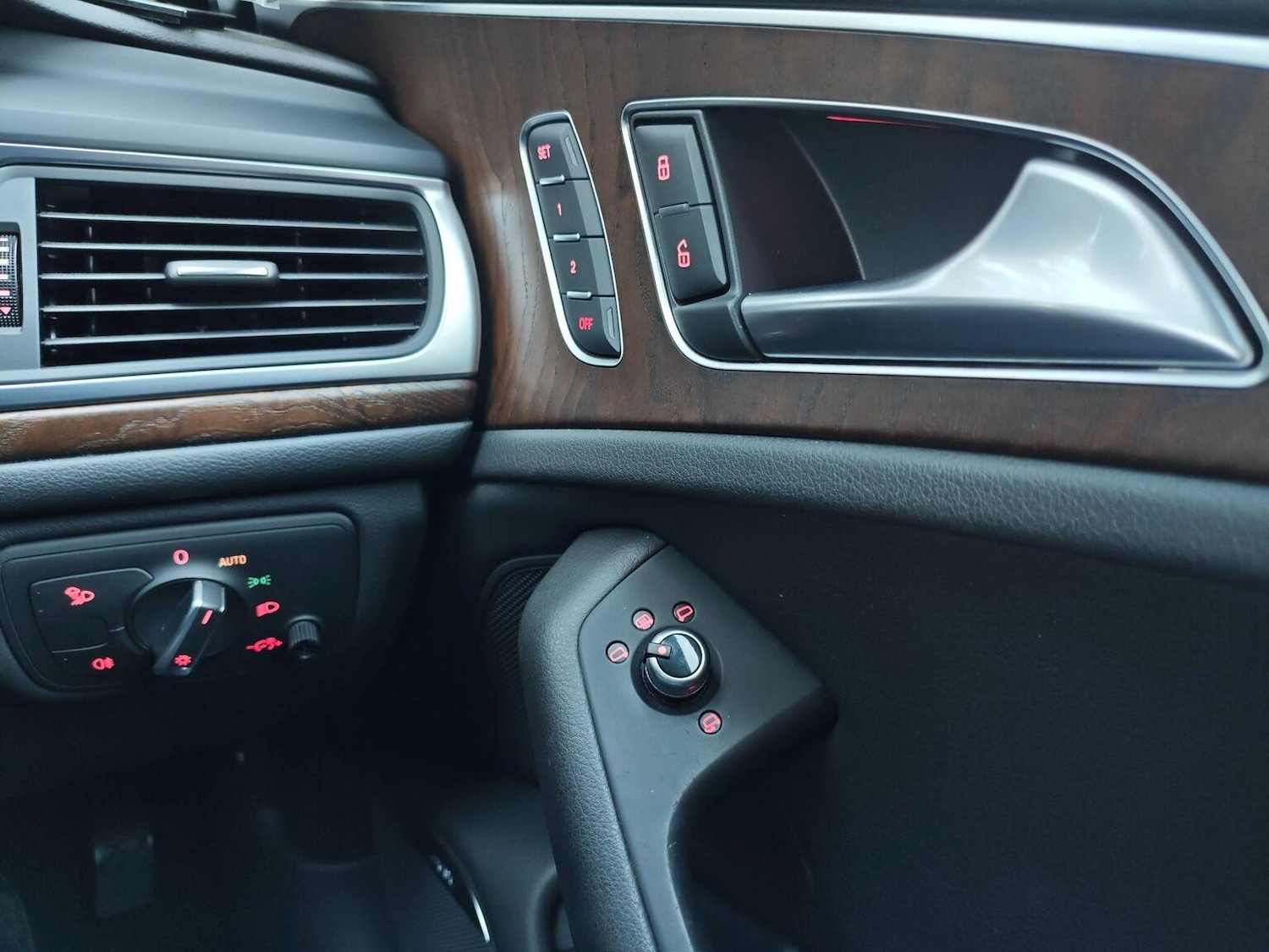 Used Audi A6 Avant 2014 for sale - 76853514: Photo 37