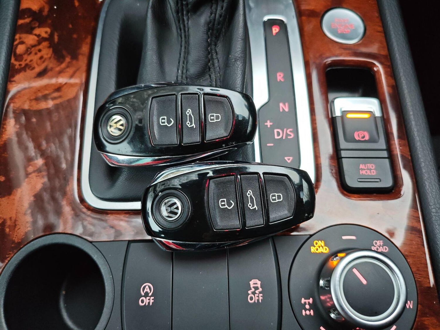 Used Volkswagen Touareg 2013 for sale - 76769790: Photo 14