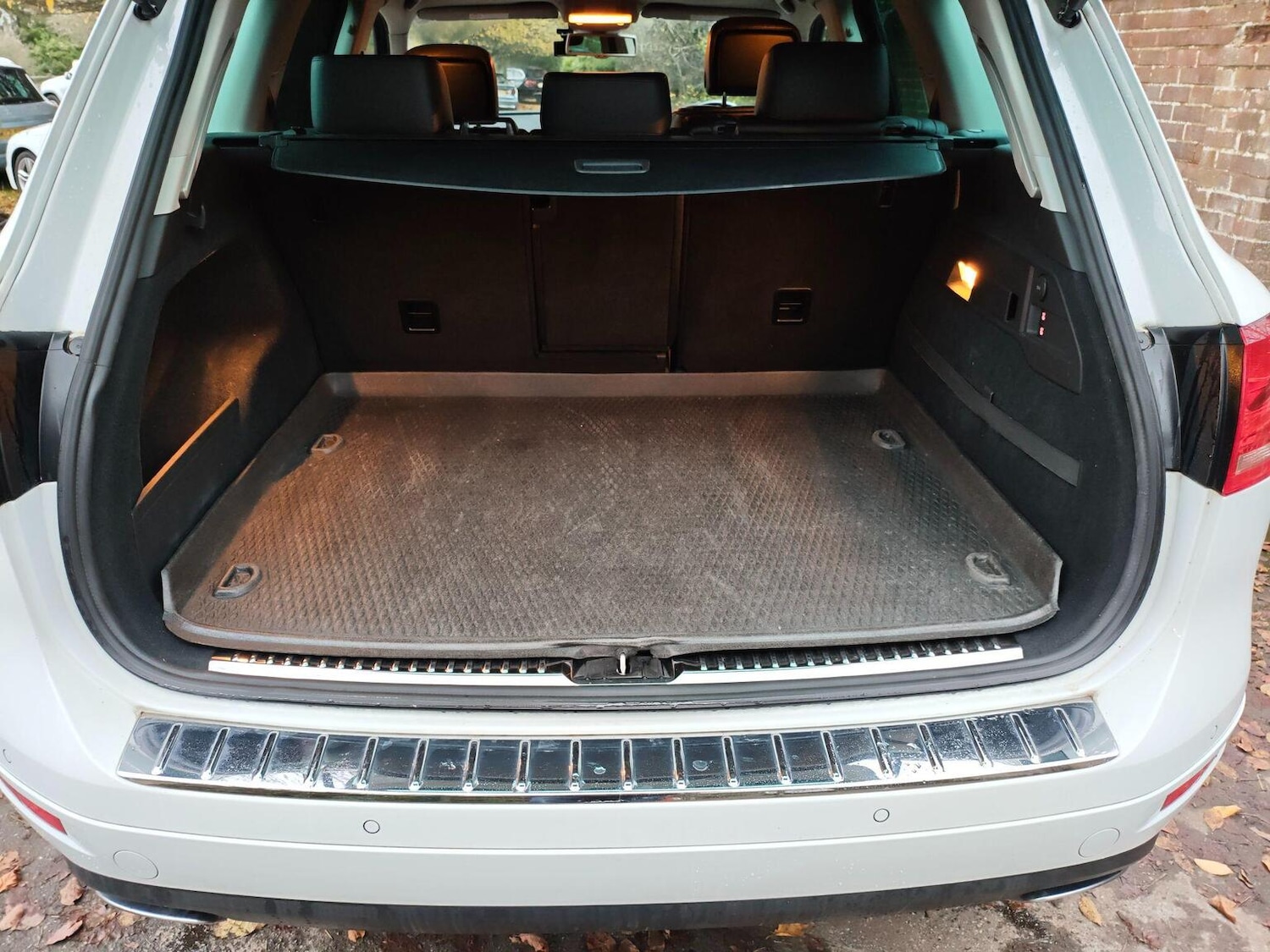 Used Volkswagen Touareg 2013 for sale - 76769790: Photo 31