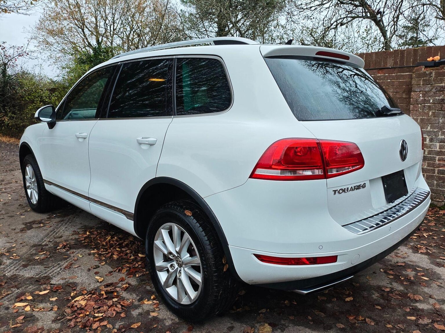 Used Volkswagen Touareg 2013 for sale - 76769790: Photo 4