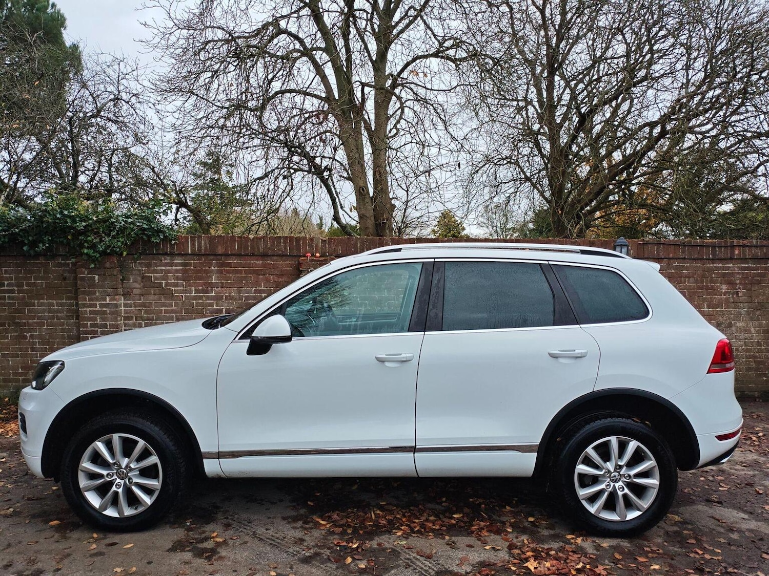 Used Volkswagen Touareg 2013 for sale - 76769790: Photo 5