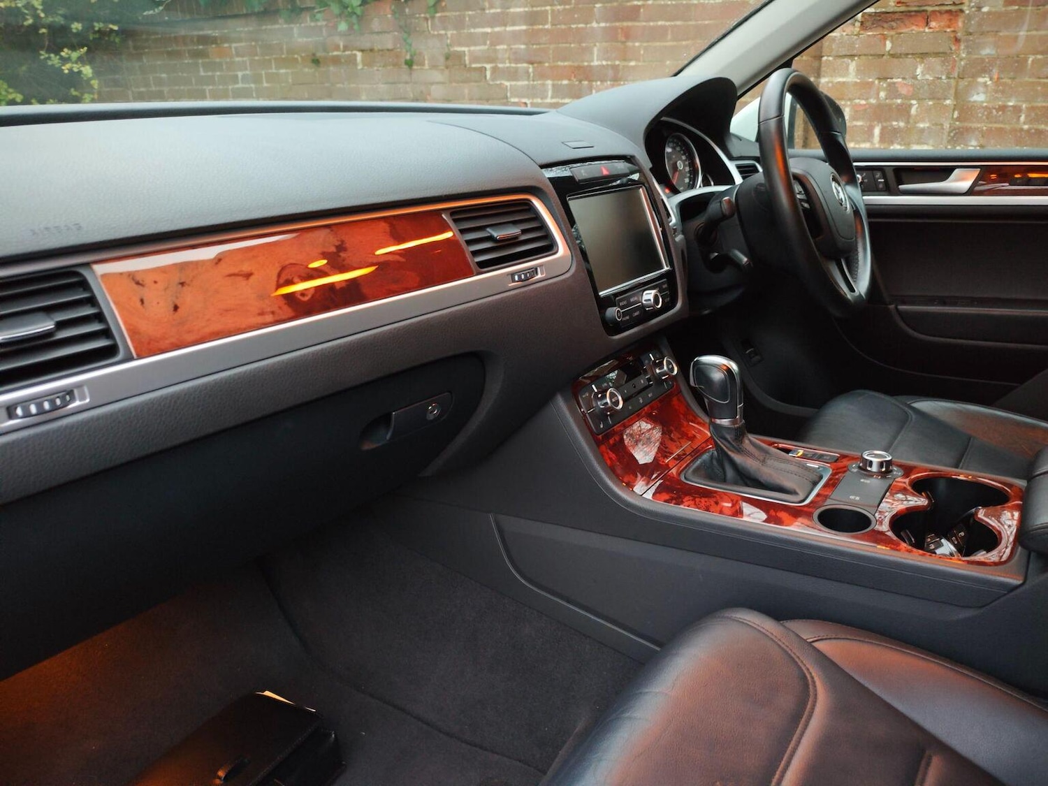 Used Volkswagen Touareg 2013 for sale - 76769790: Photo 9