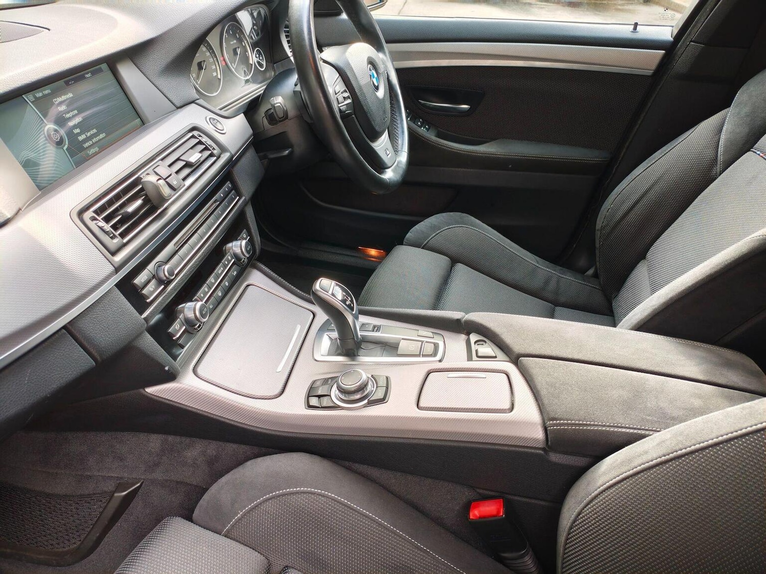 Used BMW 5 Series 2011 for sale - 77303631: Photo 27