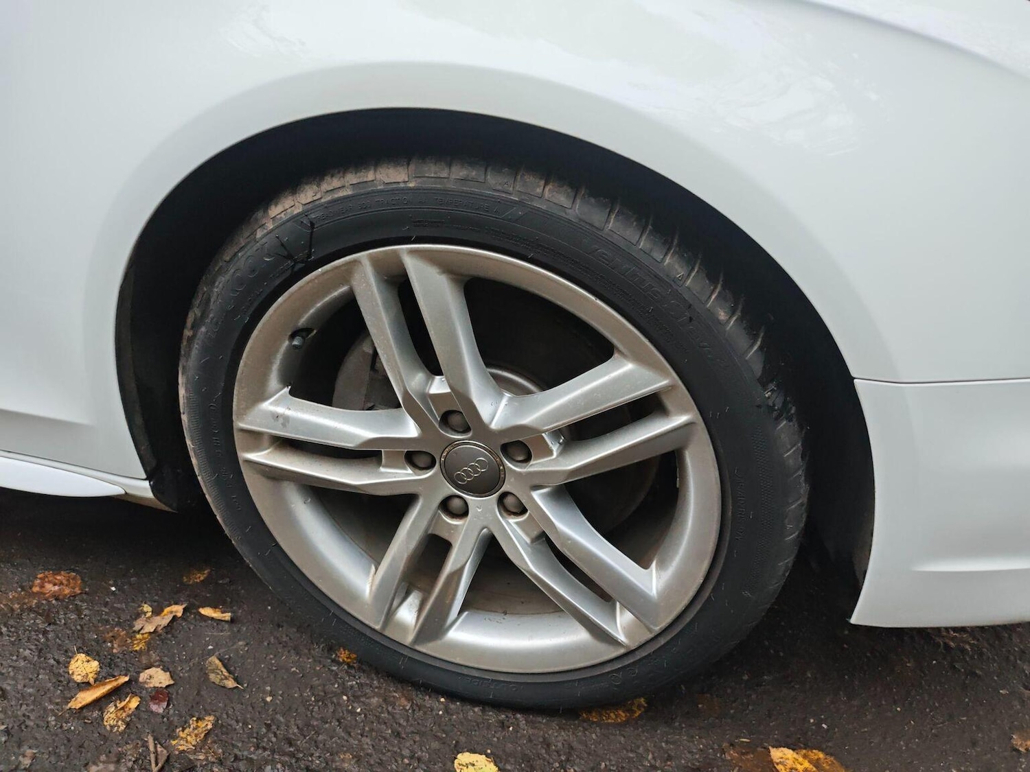 Used Audi A4 Avant 2013 for sale - 76638034: Photo 17