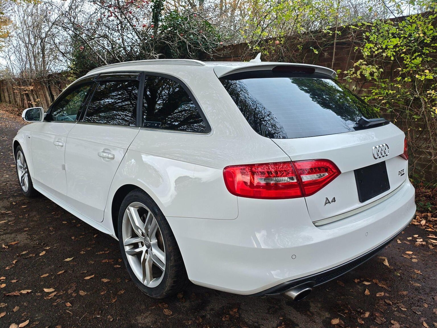 Used Audi A4 Avant 2013 for sale - 76638034: Photo 5