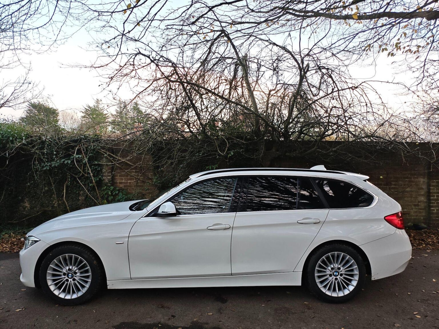 Used BMW 3 Series 2014 for sale - 76769153: Photo 3