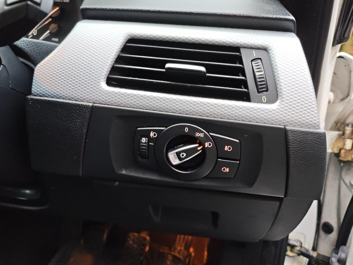 Used BMW 3 Series 2009 for sale - 76979549: Photo 9