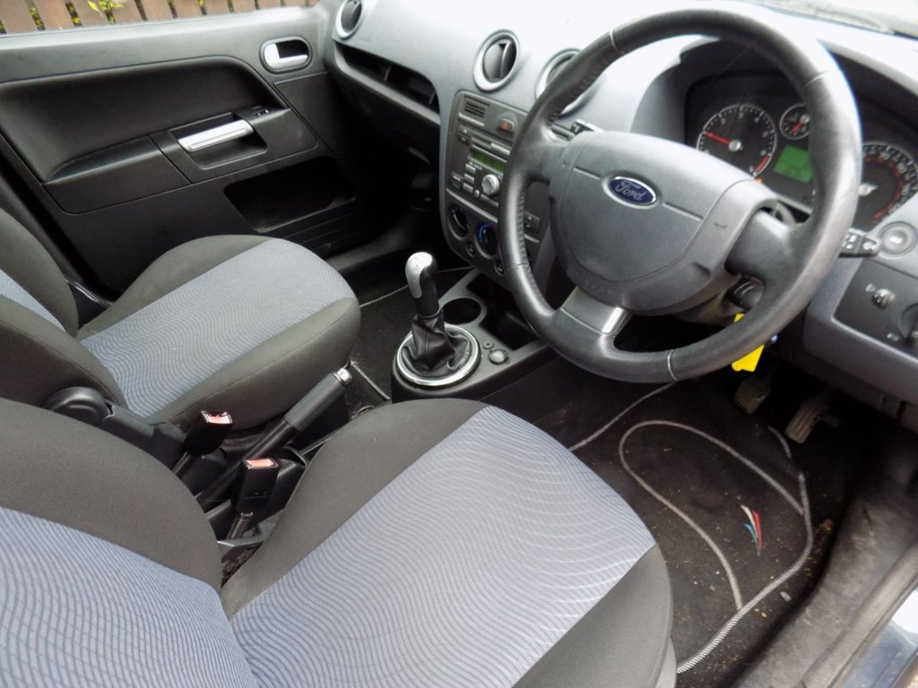 Used Ford Fusion 2011 for sale - 76178432: Photo 3