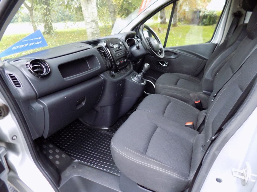 Used Vauxhall Vivaro 2019 for sale - 76312975: Photo 9