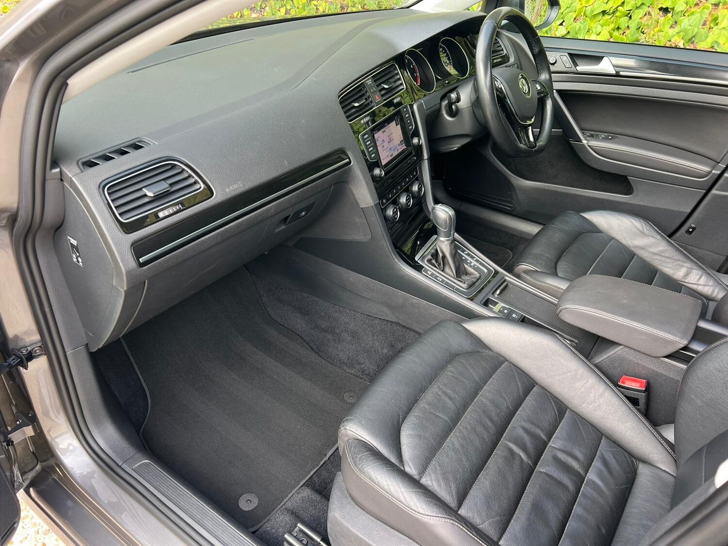 Used Volkswagen Golf for sale - 78103537: Photo 8