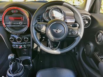 Used MINI Hatch 2017 for sale - 78103546: Photo