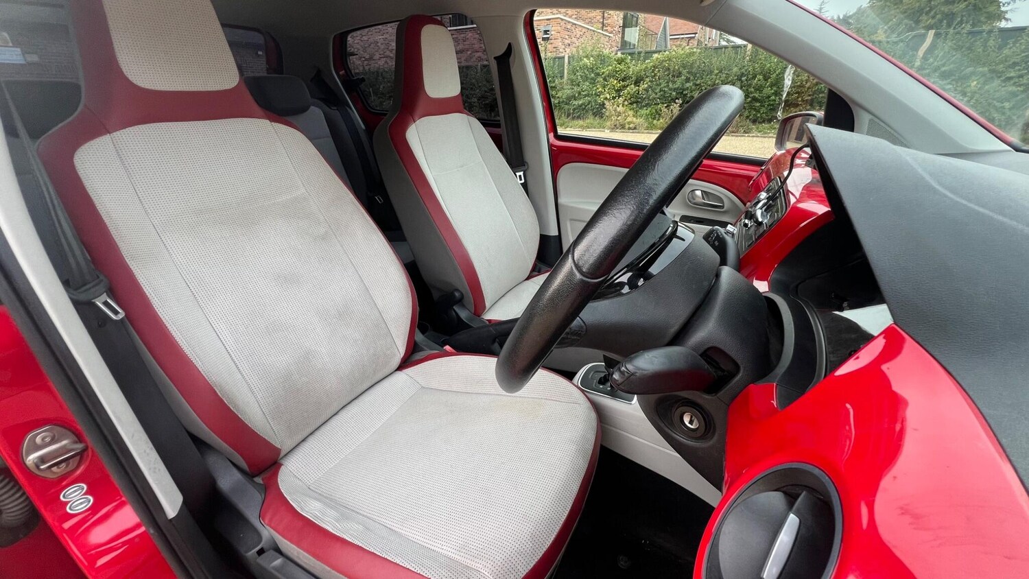 Used Volkswagen up! 2025 for sale - 77971863: Photo 10