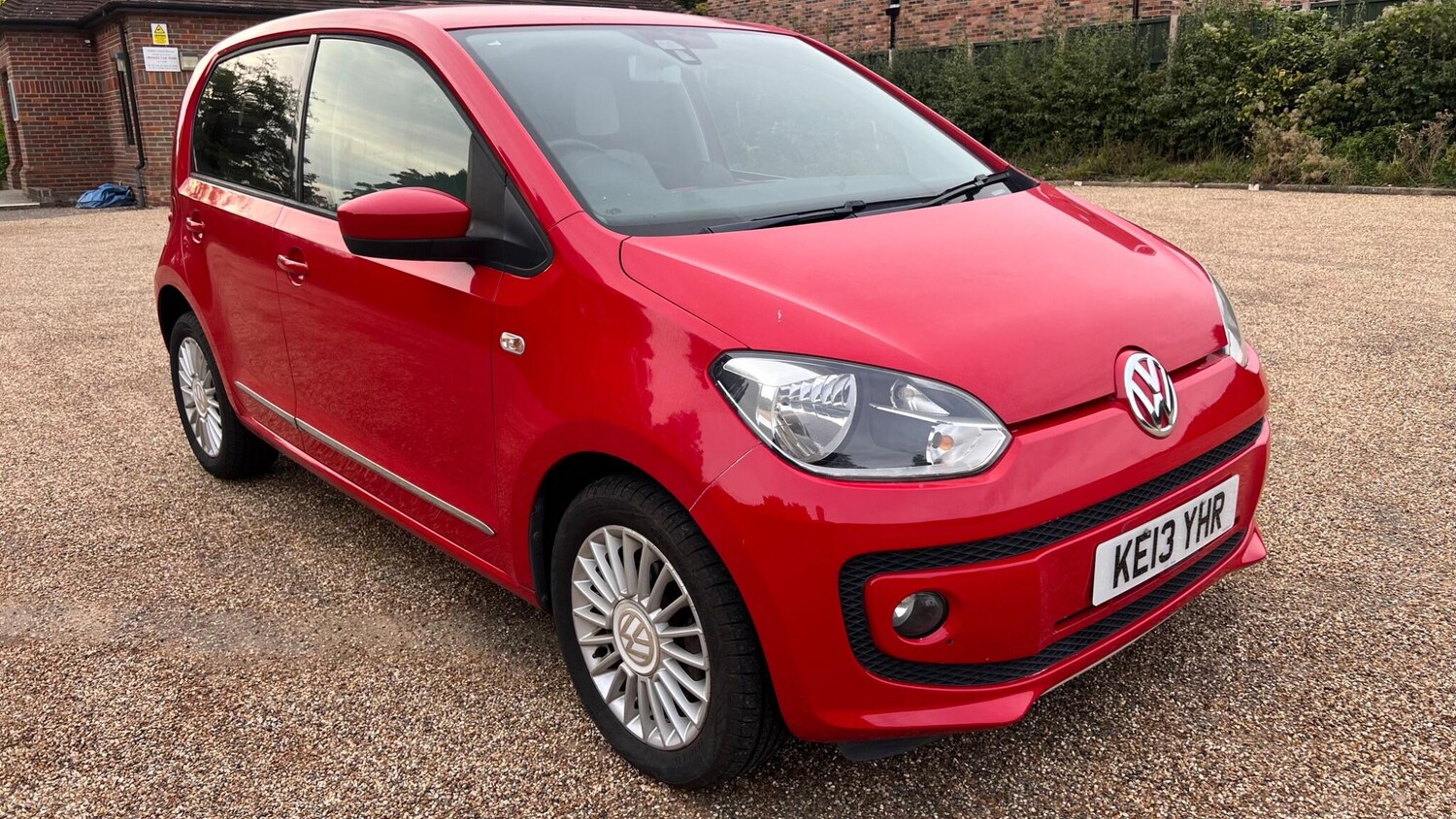 Used Volkswagen up! 2025 for sale - 77971863: Photo 6