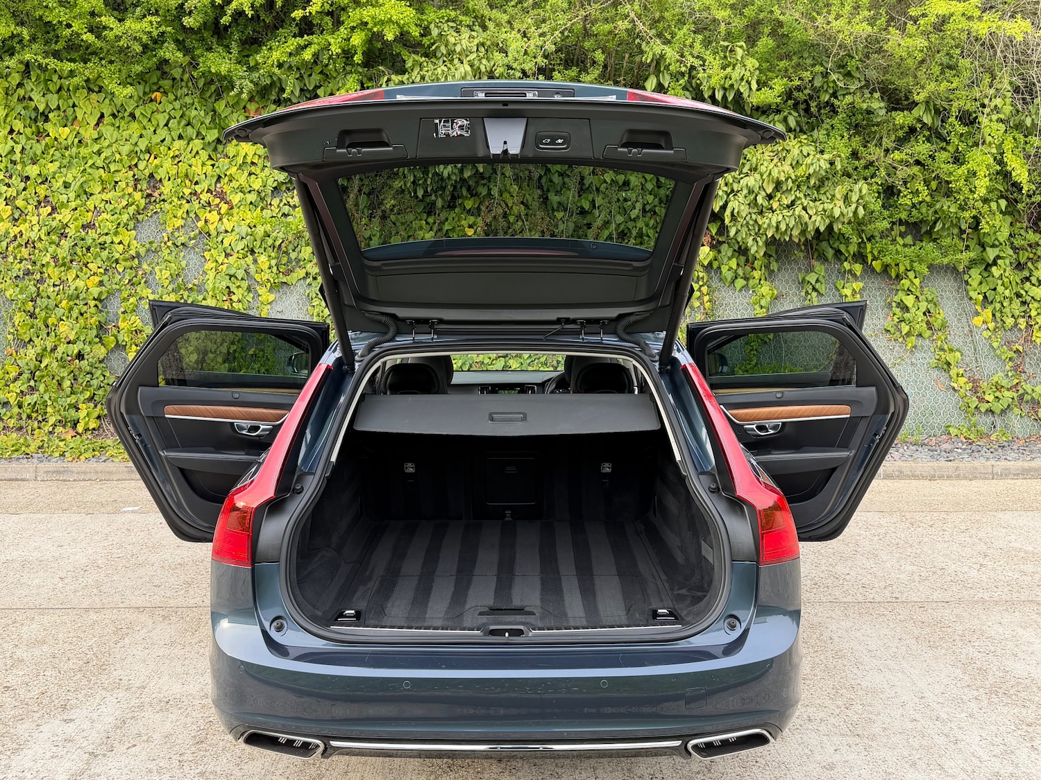 Used Volvo V90 2018 for sale - 78207063: Photo 15