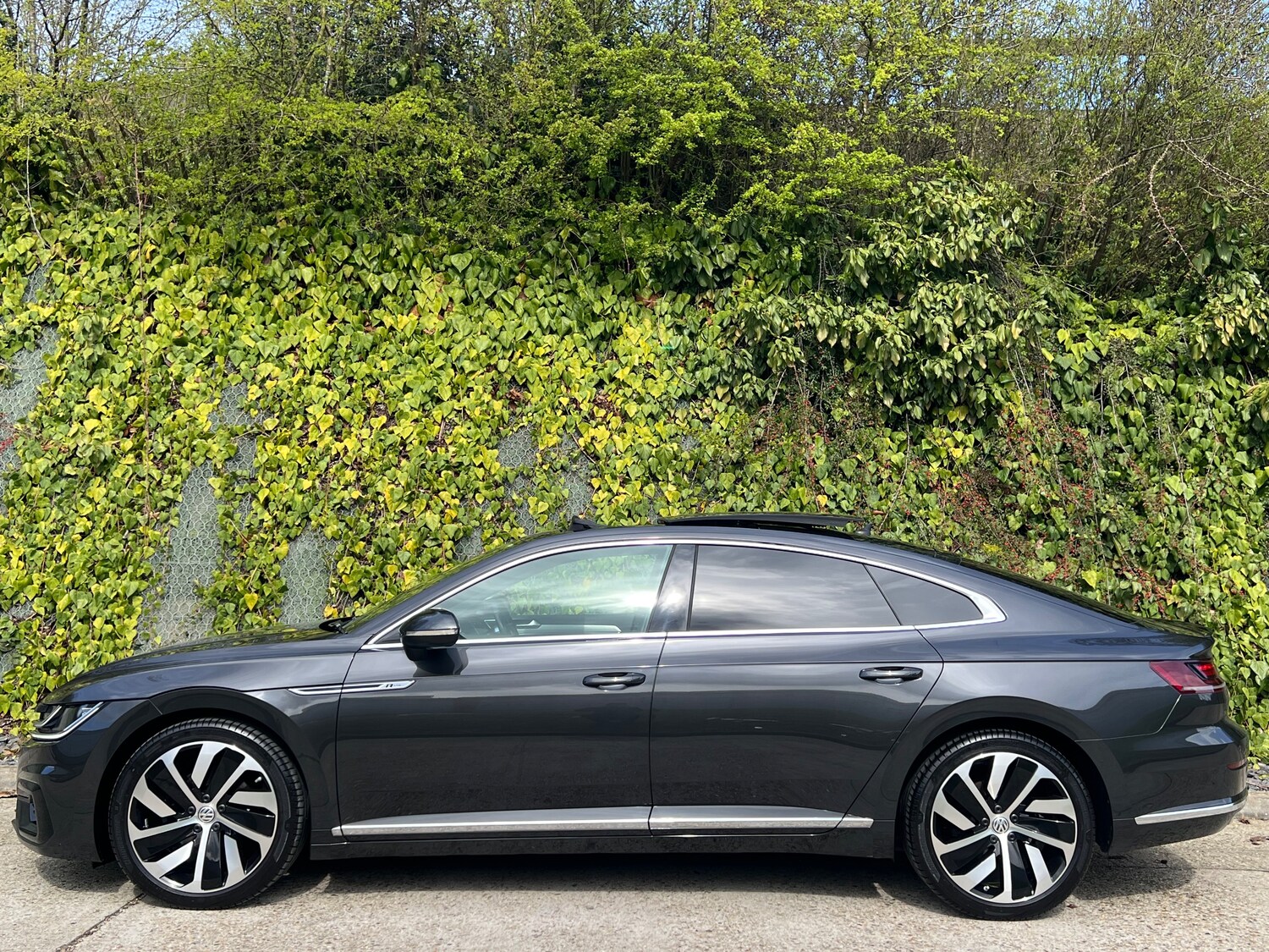 Used Volkswagen Arteon for sale - 78103561: Photo 2