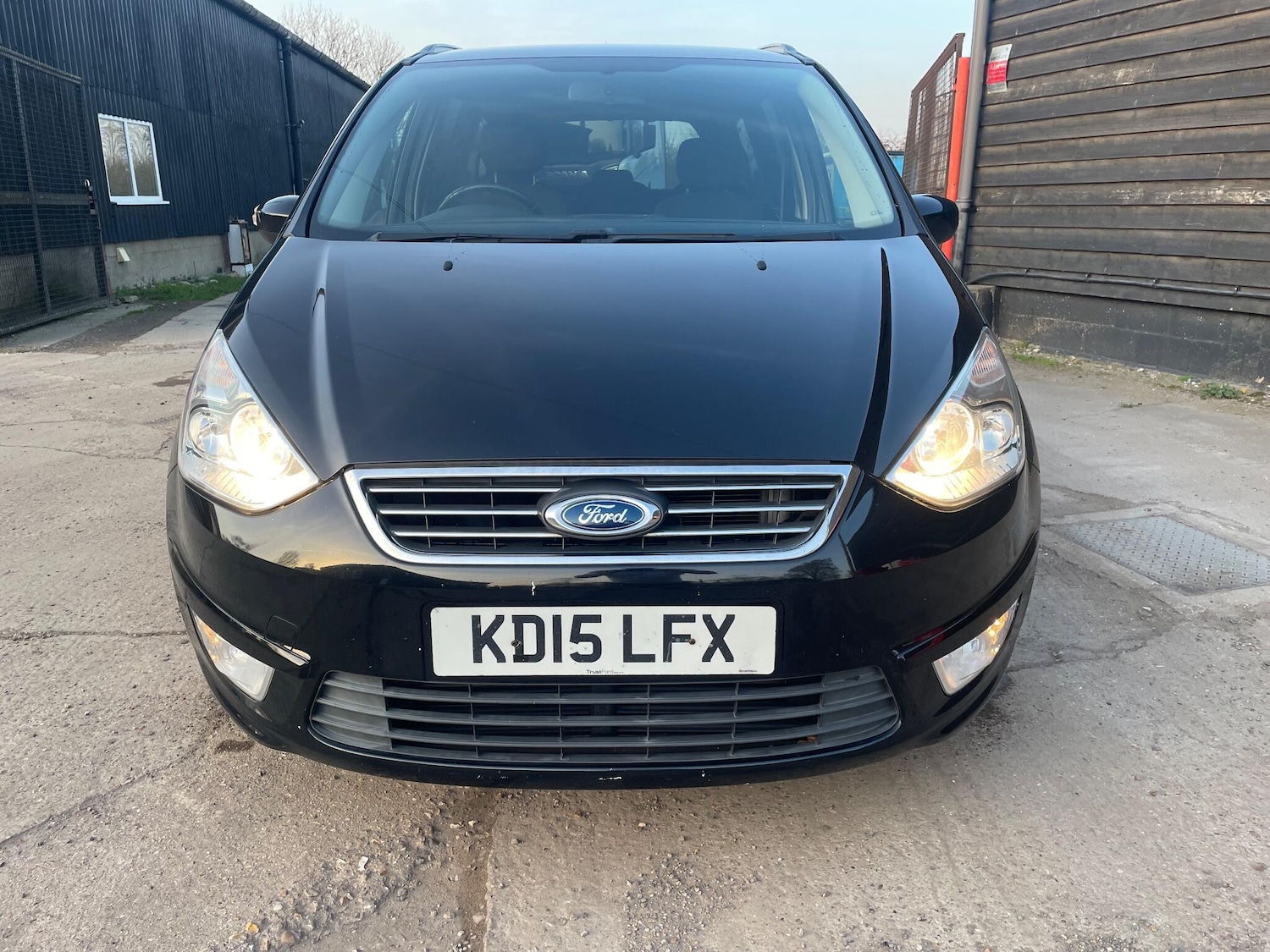 Used Ford Galaxy 2015 for sale - 78043797: Photo 18