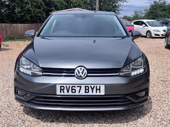 Used Volkswagen Golf 2017 for sale - 79047328: Photo
