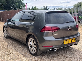 Used Volkswagen Golf 2017 for sale - 79047328: Photo