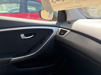 Used Hyundai i30 2012 for sale - 79104538: Photo