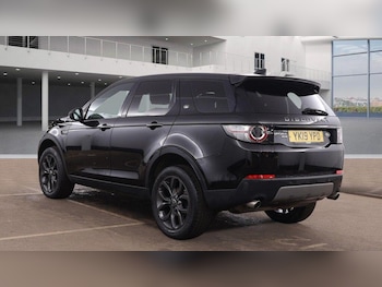 Used Land Rover Discovery Sport 2019 for sale - 77942397: Photo