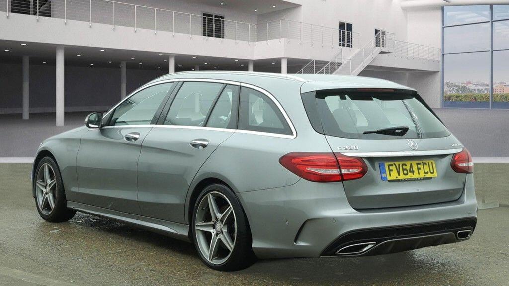 Used Mercedes-Benz C Class 2015 for sale - 77927766: Photo 2