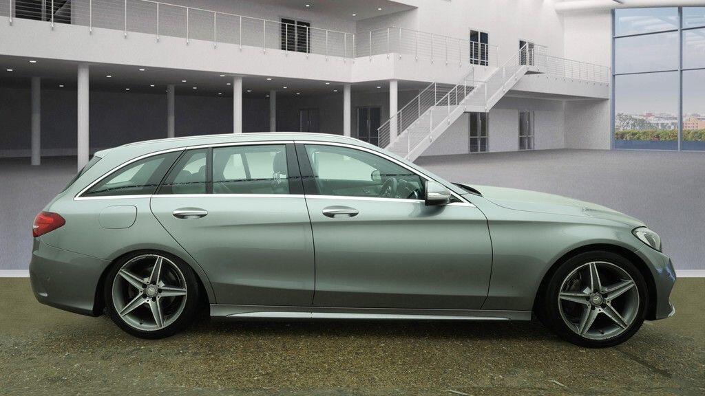 Used Mercedes-Benz C Class 2015 for sale - 77927766: Photo 5