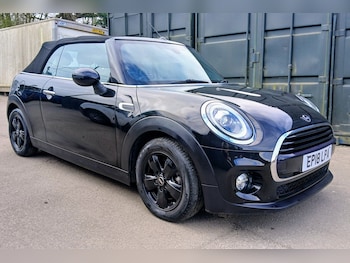 Used MINI Convertible 2018 for sale - 78111877: Photo