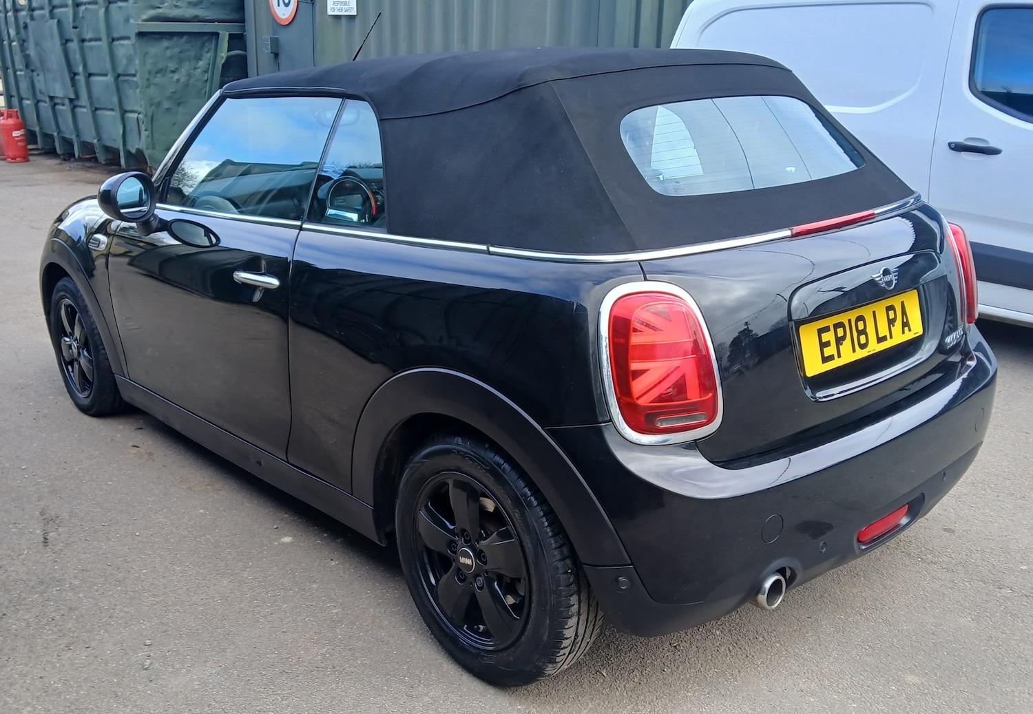 Used MINI Convertible for sale - 78111877: Photo 8