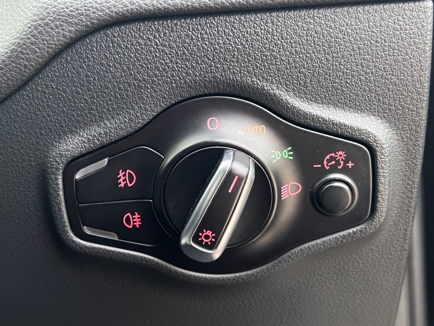 Used Audi Q5 2014 for sale - 78103559: Photo 23