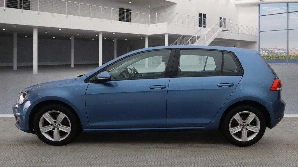 Used Volkswagen Golf 2017 for sale - 77927788: Photo 3