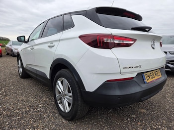 Used Vauxhall Grandland X 2018 for sale - 77982994: Photo