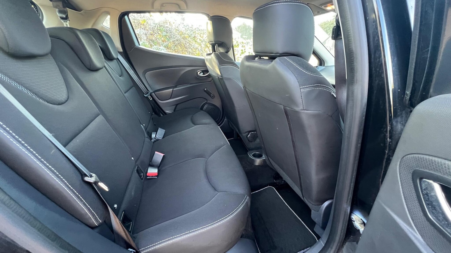 Used Renault Clio 2015 for sale - 77971866: Photo 11