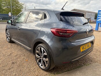 Used Renault Clio 2021 for sale - 78273123: Photo