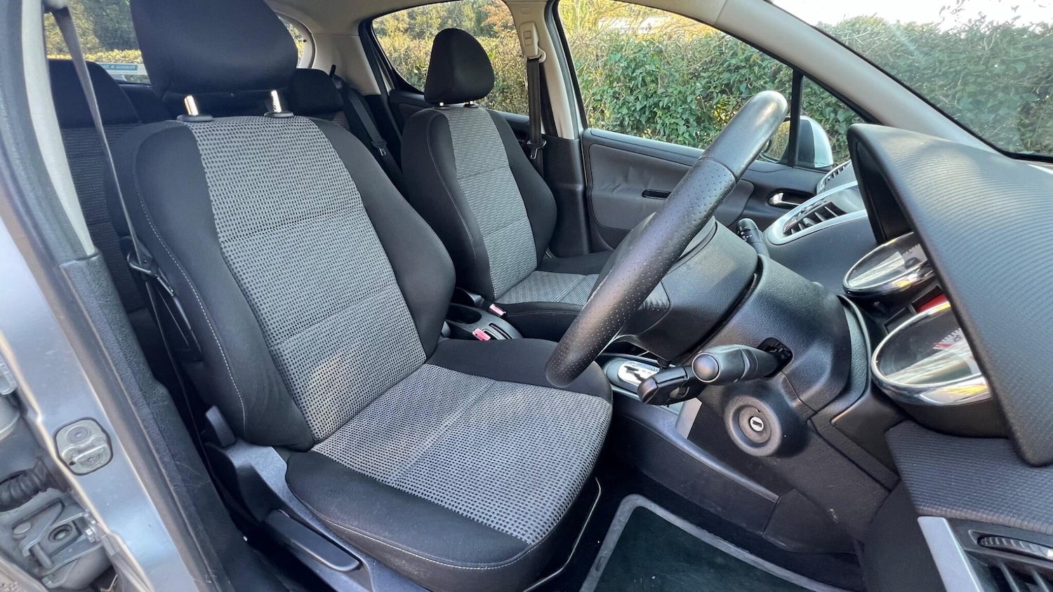 Used Peugeot 207 2010 for sale - 77971891: Photo 10