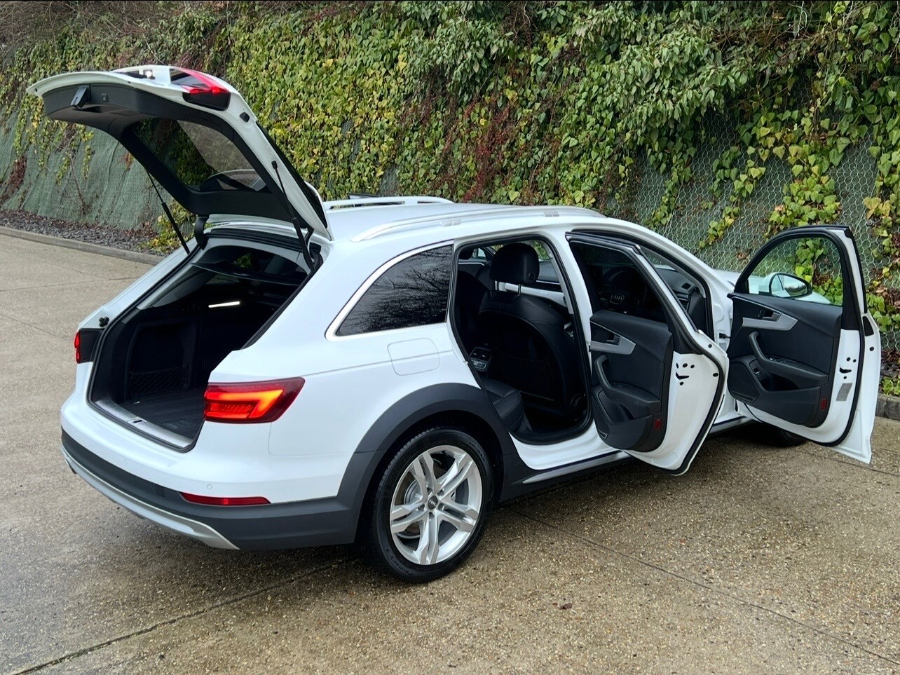 Used Audi A4 Allroad 2017 for sale - 78103538: Photo 17