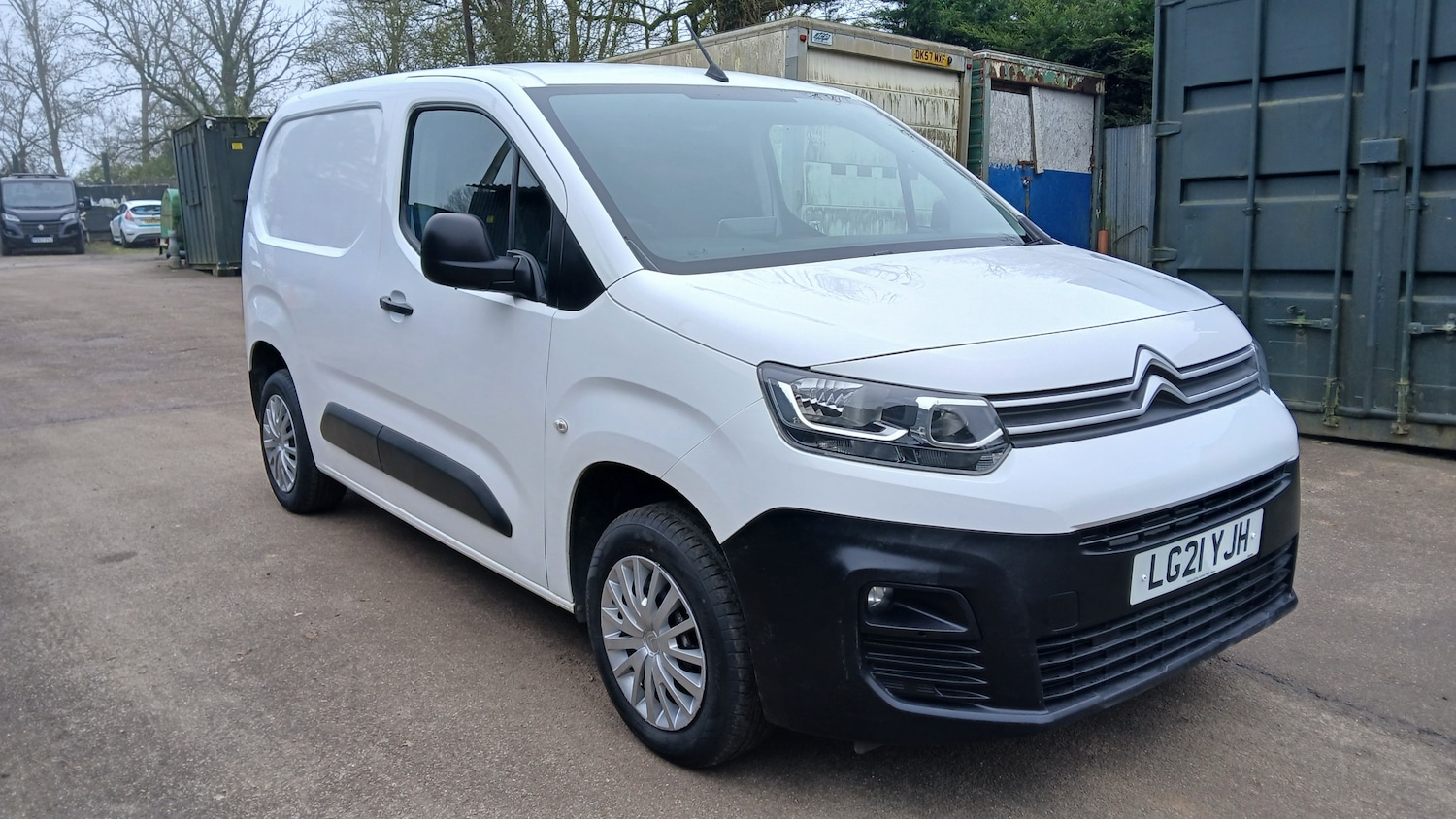 Used Citroen Berlingo 2021 for sale - 77762608: Photo 2