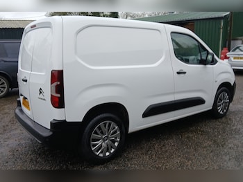 Used Citroen Berlingo 2022 for sale - 77762596: Photo