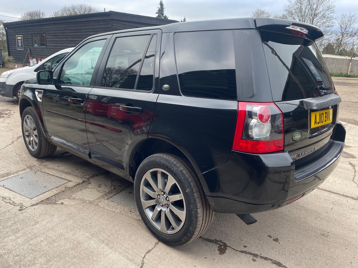 Used Land Rover Freelander 2 2010 for sale - 78043802: Photo 14
