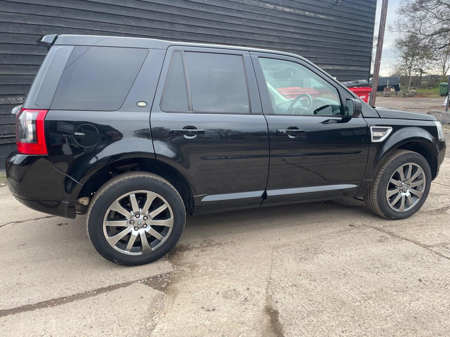 Used Land Rover Freelander 2 2010 for sale - 78043802: Photo 21