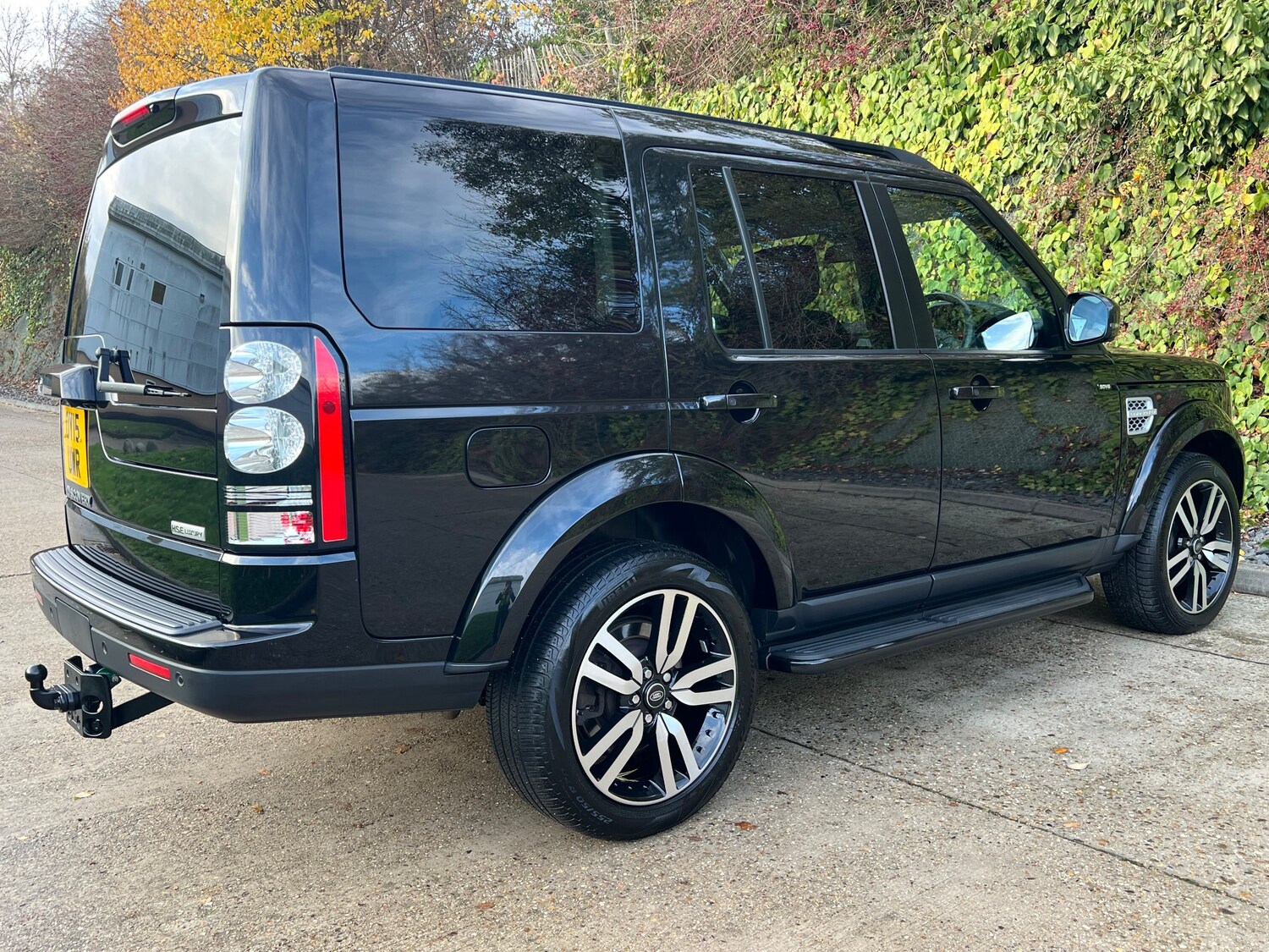 Used Land Rover Discovery 2015 for sale - 78103541: Photo 11