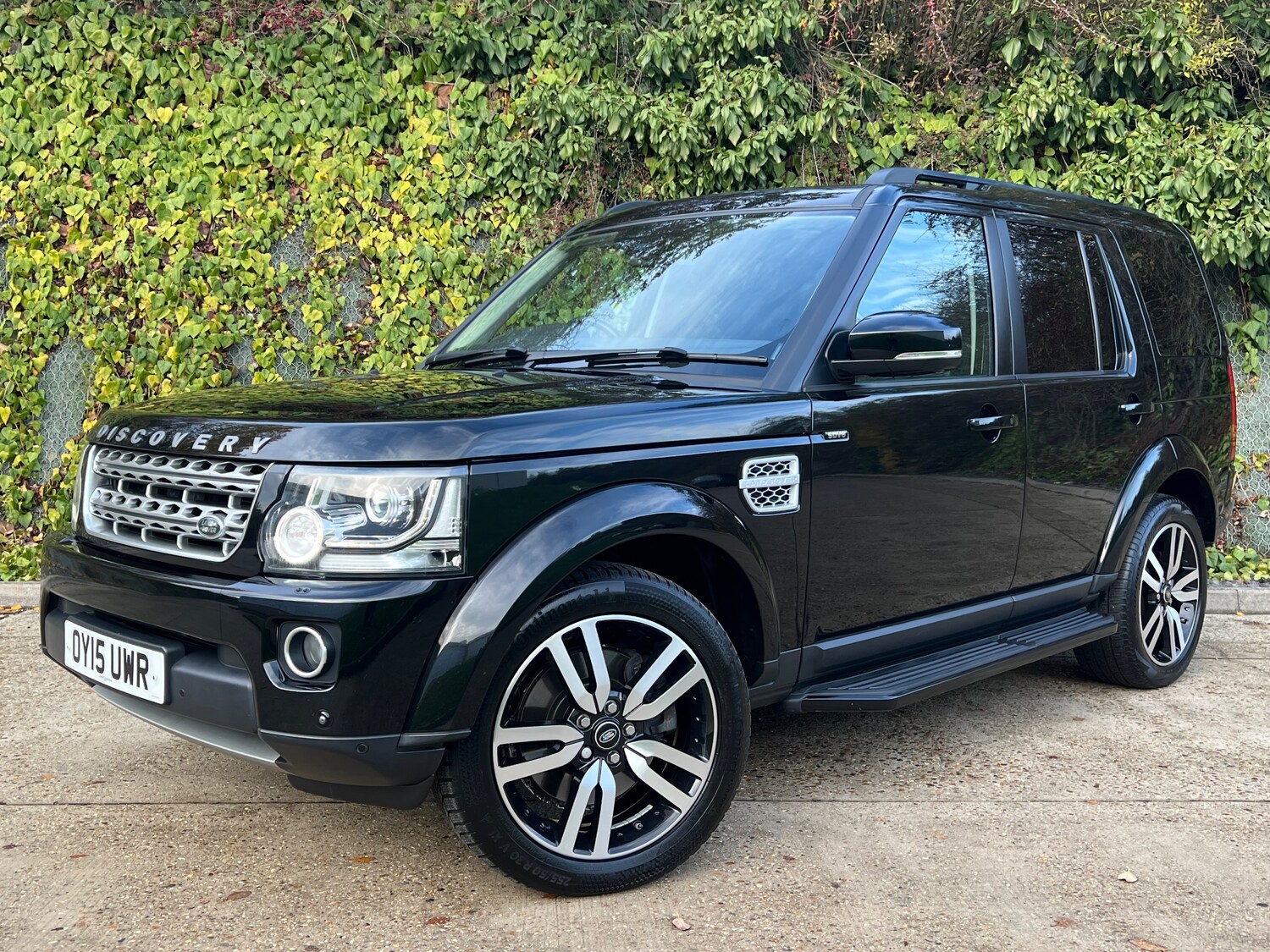 Used Land Rover Discovery 2015 for sale - 78103541: Photo 4
