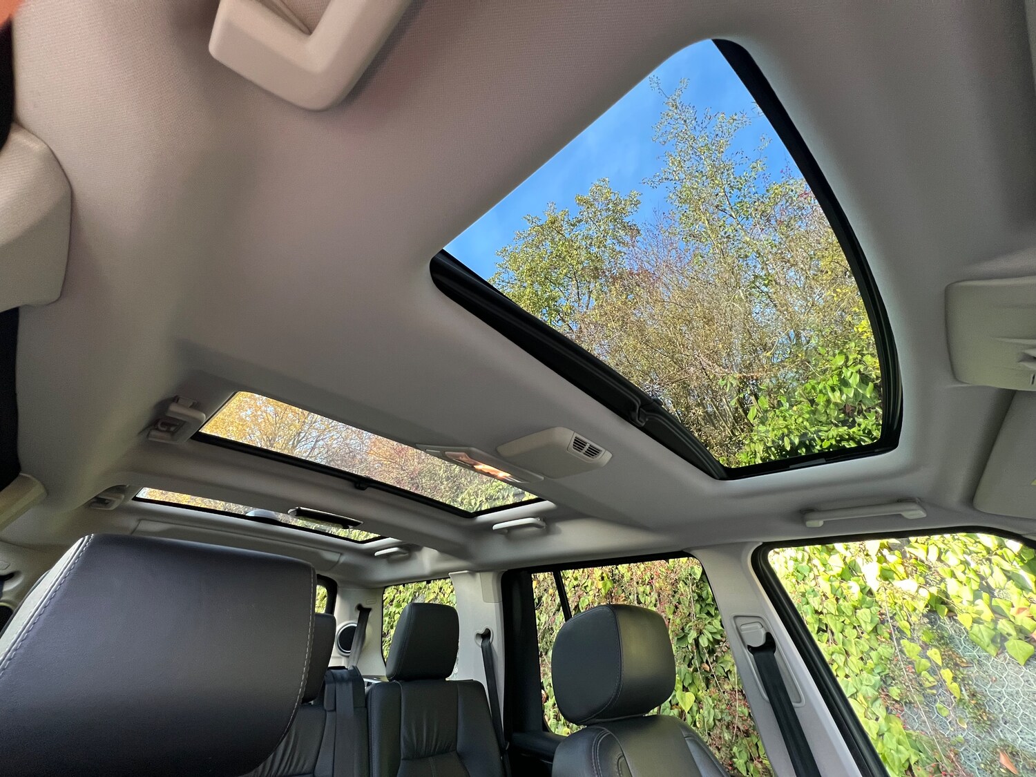 Used Land Rover Discovery 2015 for sale - 78103541: Photo 6