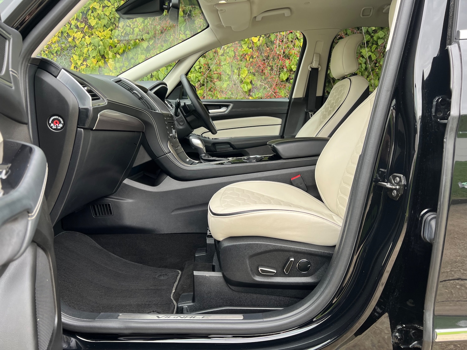 Used Ford S-Max 2016 for sale - 78103558: Photo 4