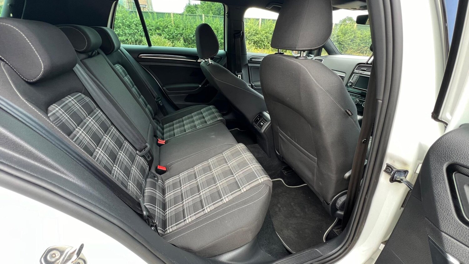 Used Volkswagen Golf 2017 for sale - 77971861: Photo 13