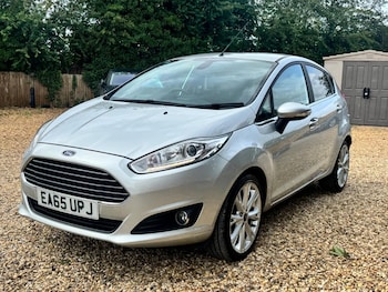 Used Ford Fiesta 2015 for sale - 78833442: Photo