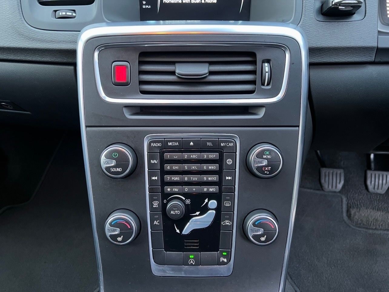 Used Volvo V60 2015 for sale - 78103551: Photo 19