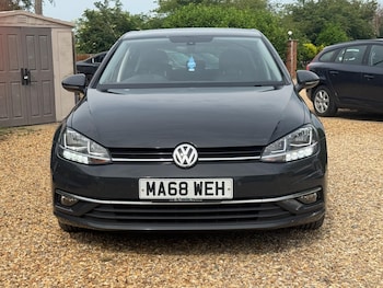 Used Volkswagen Golf 2018 for sale - 78739144: Photo