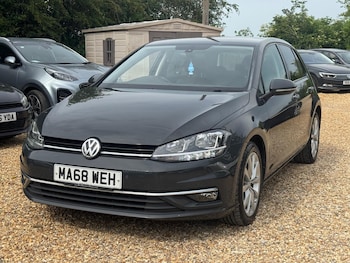 Used Volkswagen Golf 2018 for sale - 78739144: Photo