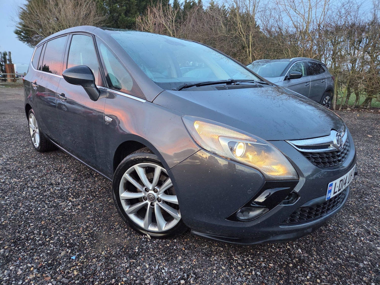 Used Vauxhall Zafira Tourer 2014 for sale - 77997740: Photo 4